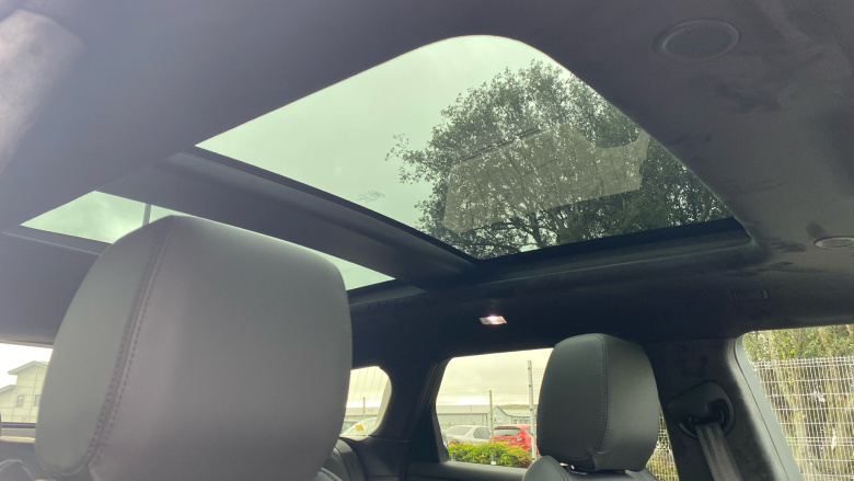 Land Rover Range Rover Evoque 1.5 P270e Autobiography 5dr Auto [Revised] Hatchback